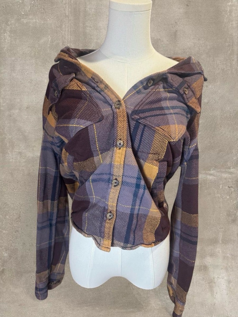 Kathmandu women's flannel size 6